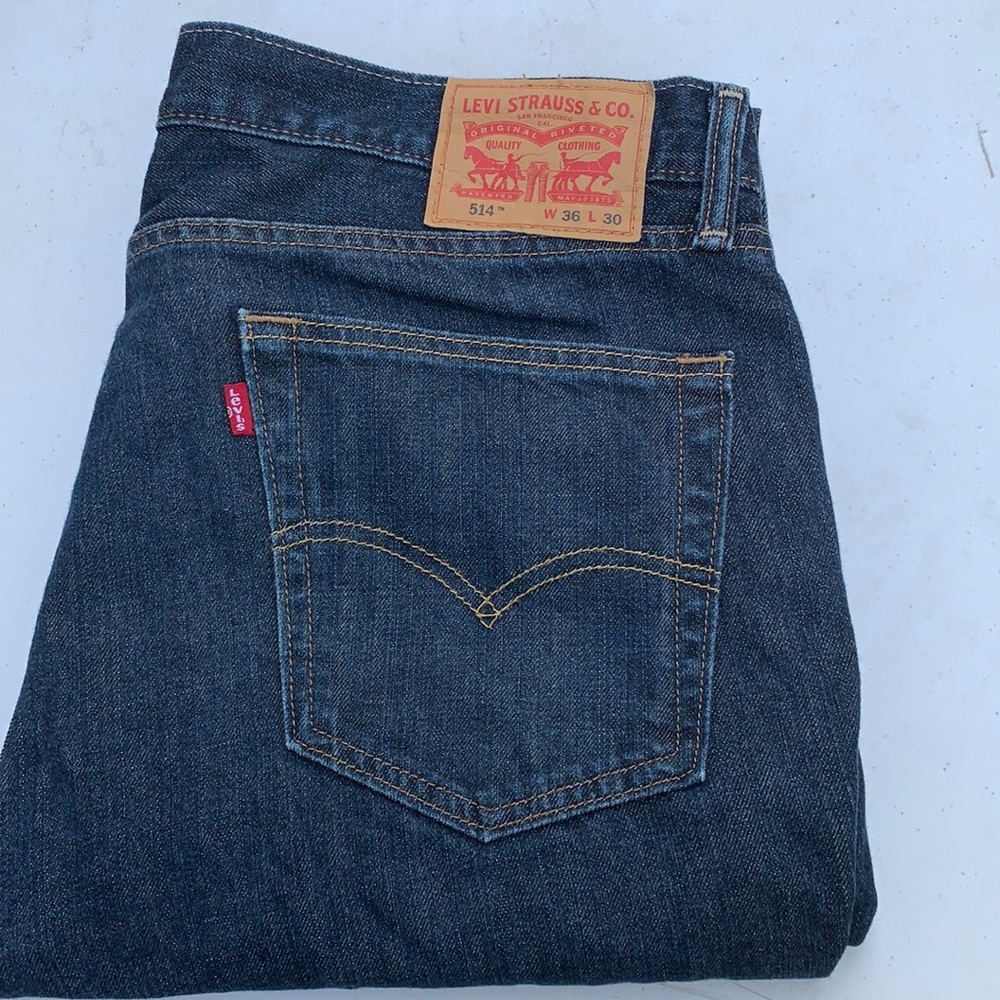 Men Levi Jean size 36x30 style 514